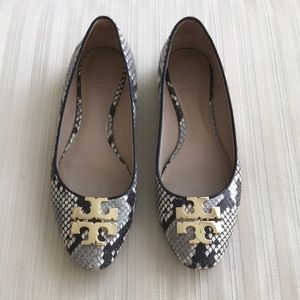 Tory Burch flats